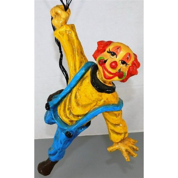 9815/470 Paper Mache Clown Figure 30 inches - Picture 3 of 6